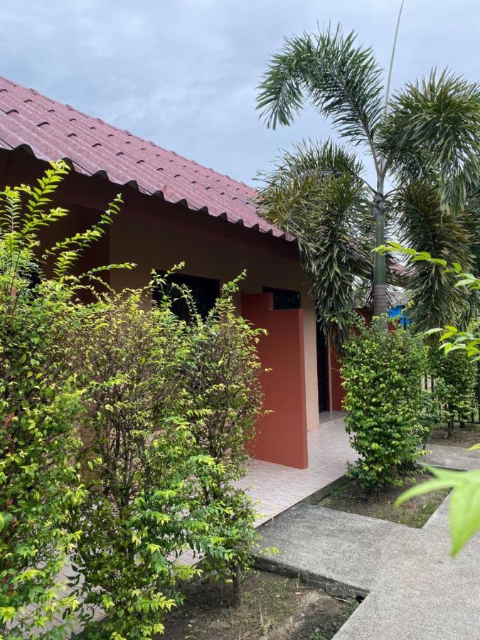 Studio 77 Chalong Exterior photo